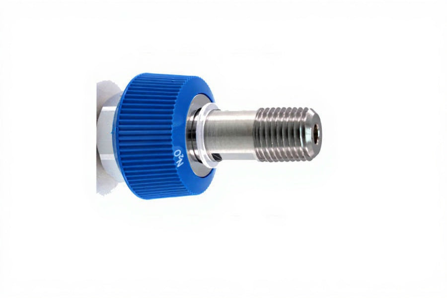 DISS HT Nut & Nipple Assembly x 1/4" NPT Male, N2O - Bay Corp 0404HT