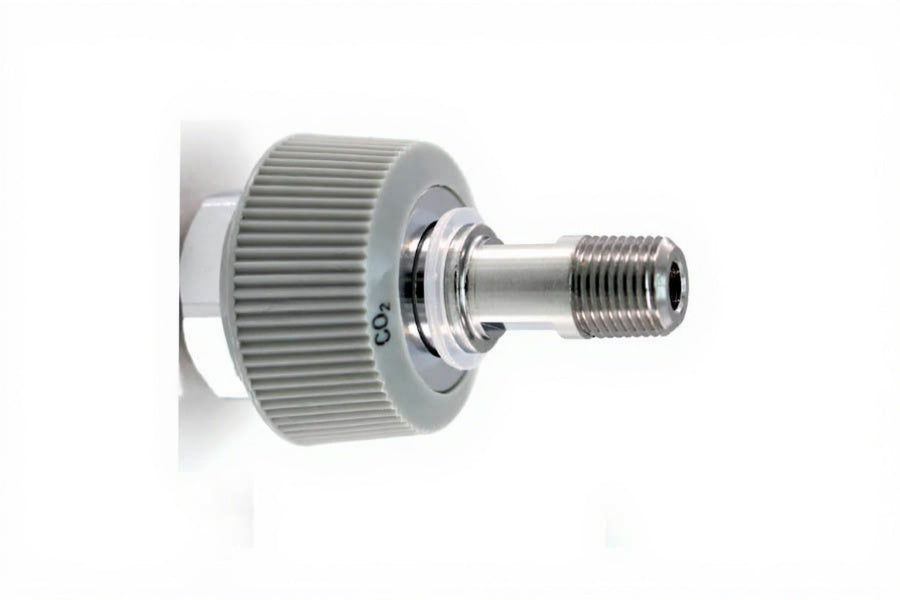 DISS HT Nut & Nipple Assembly x 1/8" NPT Male, CO2 - Bay Corp 0802HT