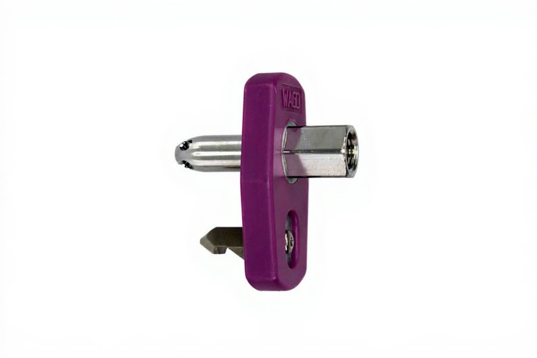 Chemetron Male QC x 1/8" NPT Female, WAGD - Bay Corp CM-EVA-2F