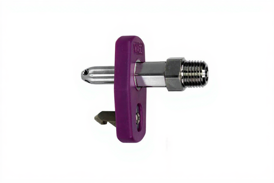 Chemetron Male QC x 1/4" NPT Male, WAGD - Bay Corp CM-EVA-4