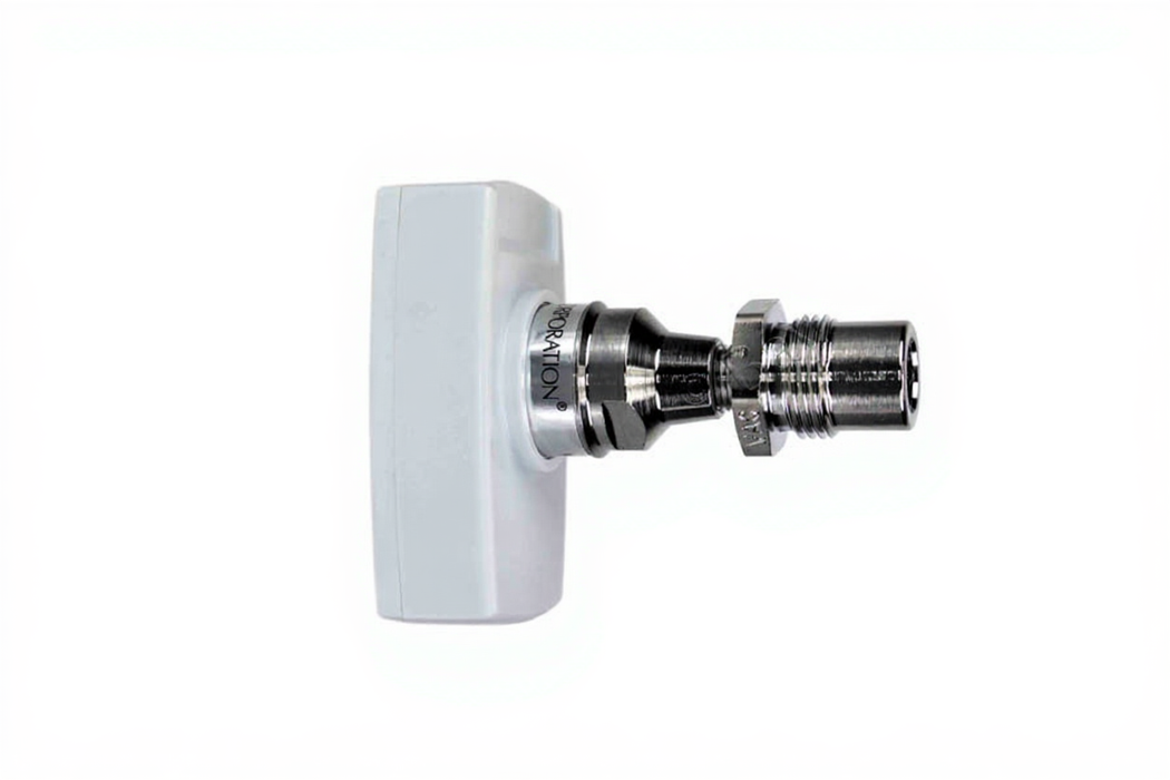 Chemetron Female Coupler x DISS Male, VAC - Bay Corp CMF-22-9