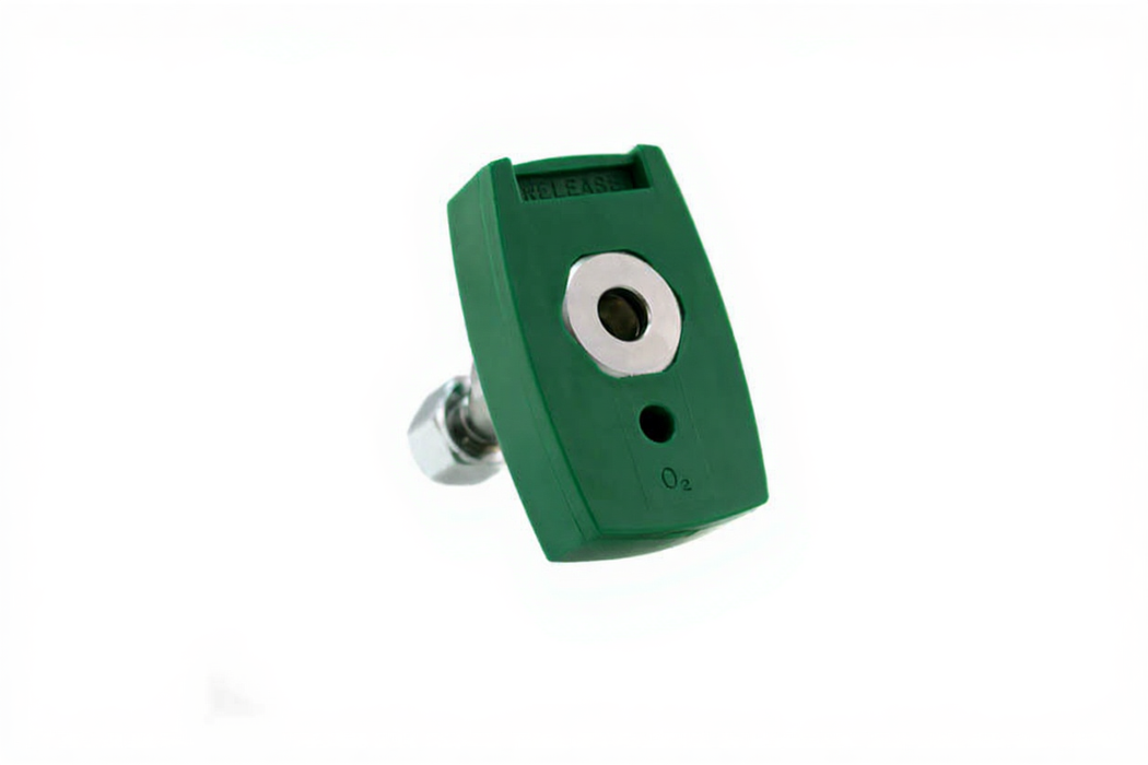 Chemetron Female Coupler x DISS Female Hex Nut & Nipple, O2 - Bay Corp CMF-24-24