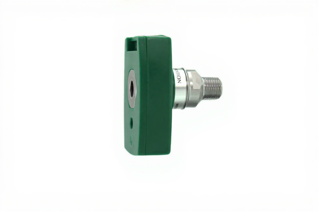 Chemetron Female Coupler x 1/4" NPT Male, O2 - Bay Corp CMF-24-4