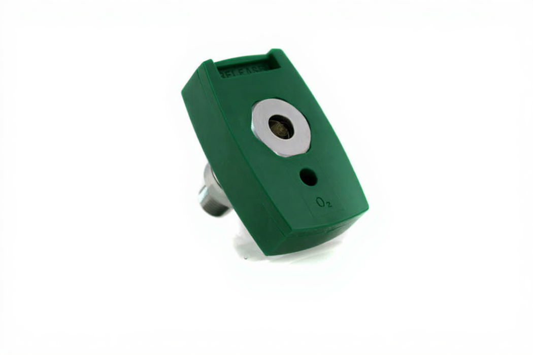 Chemetron Female Coupler x 1/4" NPT Male, O2 - Bay Corp CMF-24-4