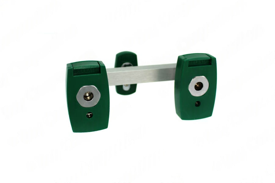 Chemetron Y-Block, Male QC Inlet-Centered x Female Coupler Outlets, O2 - Bay Corp YO-CMT24