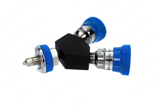 Ohmeda Y-Block, Male QC Inlet x Female Coupler Outlets, N2O - Bay Corp YO-OH04