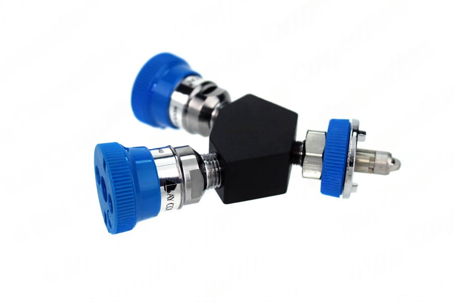Ohmeda Y-Block, Male QC Inlet x Female Coupler Outlets, N2O - Bay Corp YO-OH04